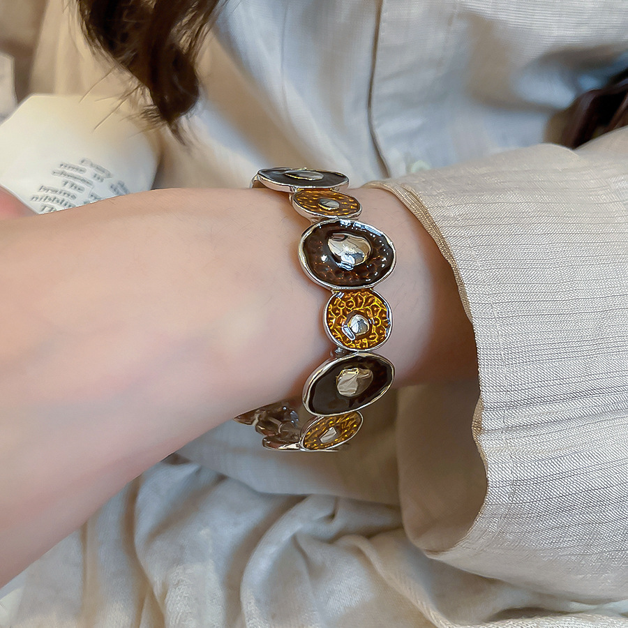 Oil Drop Irregular Patchwork Elastic Simple Fashionable Elegant Versatile Bracelet Light Luxury High-end Feel Wholesale - view 4