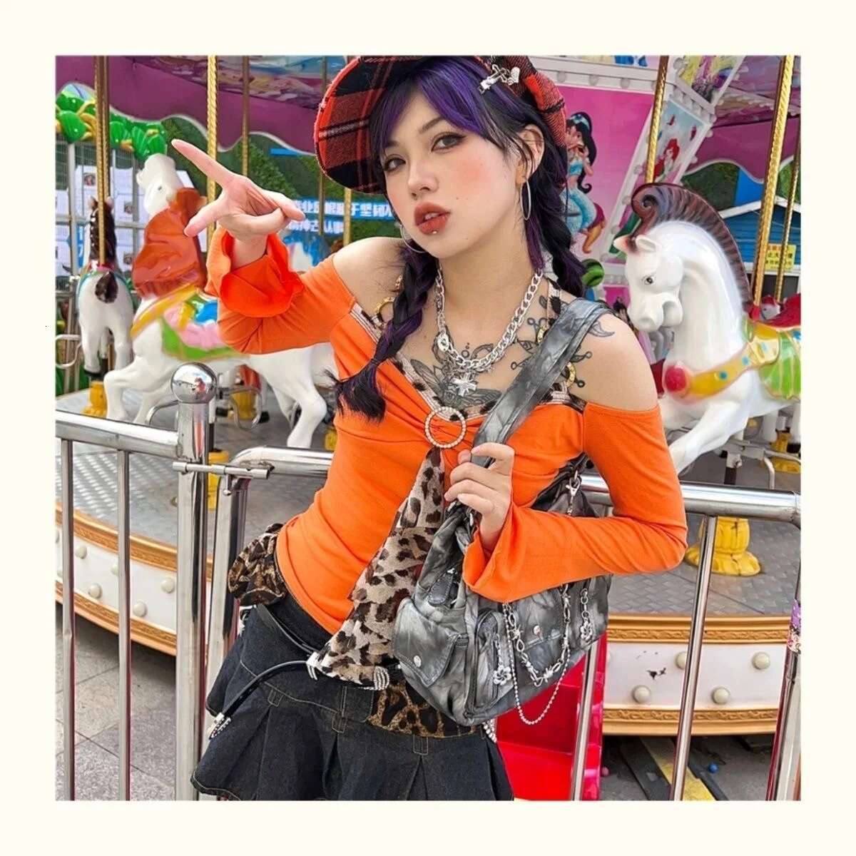 Women's Grey Y2k Shoulder Bags Designer Gothic Tote Bag Motor Style Hot Girls Chain Punk Handbag Multi-Pocket Haruku