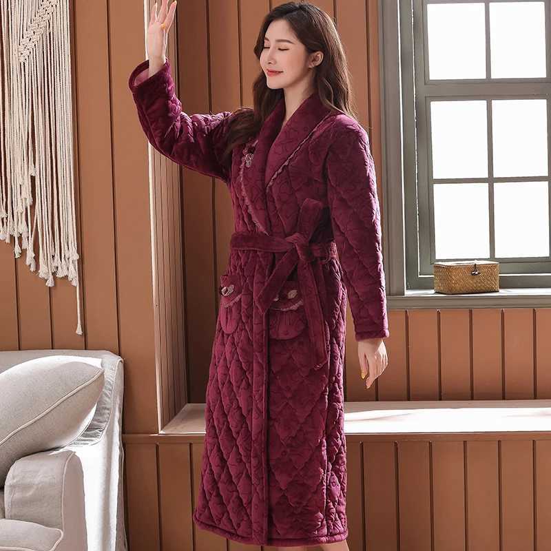 Coral fleece female bathrobe thick 3 layers quilted flannel bathrobe winter autumn thicken terry women long robe chinese kimono C251104