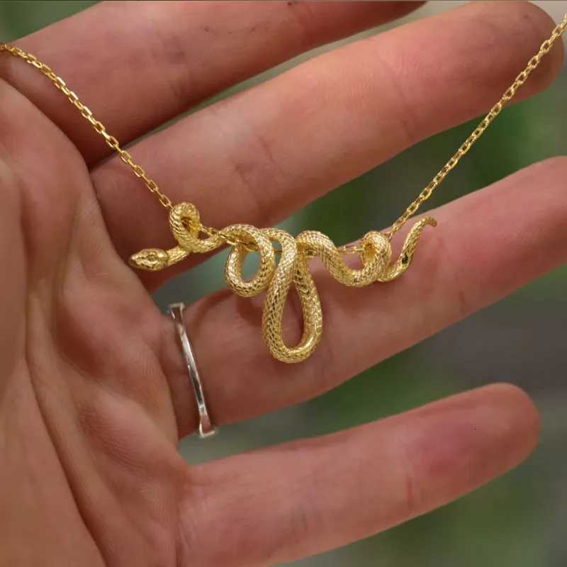 New Punk 925 Snake Pendant Necklace Winding Silver Color Unique Men Women Hiphop Neck Fine Jewelry Statement Snake Choker GiftsXJ251104