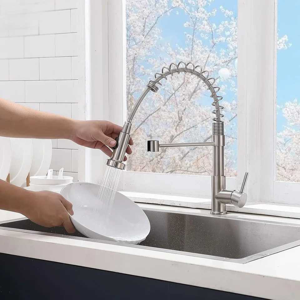 Cmercial Bed Nickel Kitchen Faucet with Pl Down Sprayer Modern Stainless Steel Single Handle Spring Kitchen Faucets Y251104