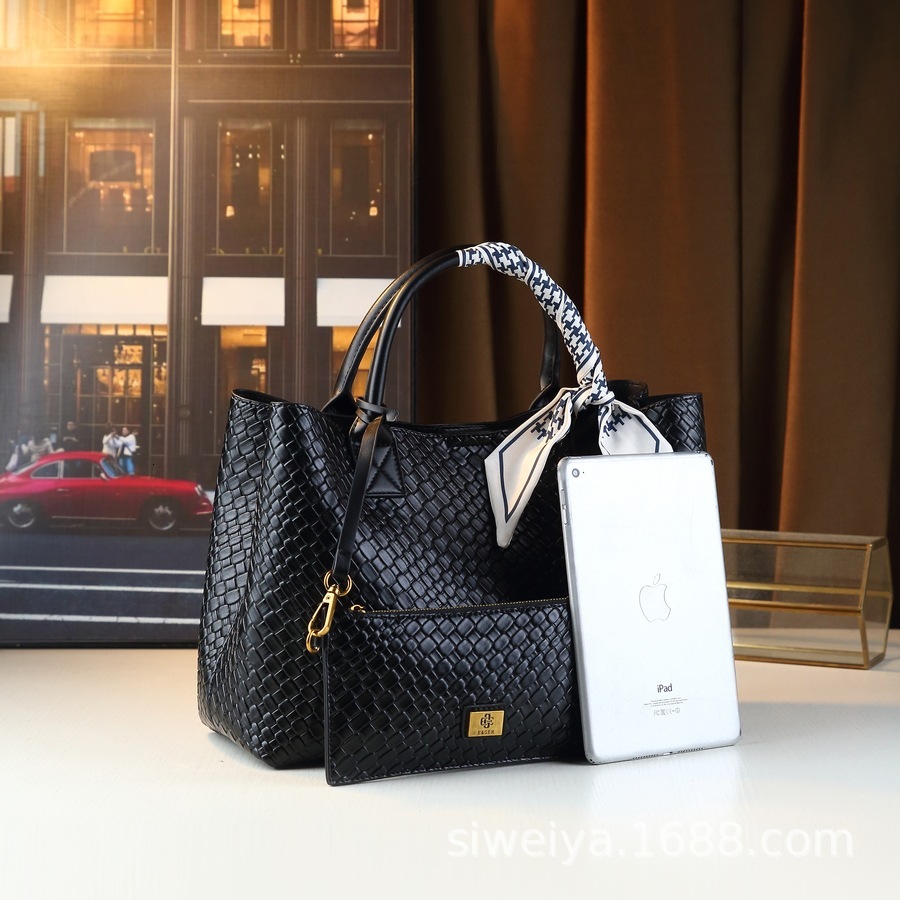 New High-End Woven Hand-Held Women's Large Capacity Tote Mother Simple And Versatile Vegetable Basket Bag, Trendy