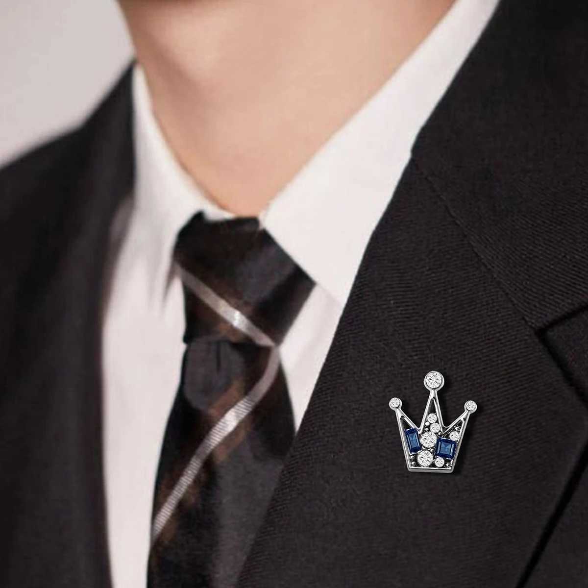 TOMI 4PCS Luxury Business Mens Watch Gift Box Set Luxury Diamond Case Calendar Stainless Steel Strap Quartz Watch Mens ClockT251104