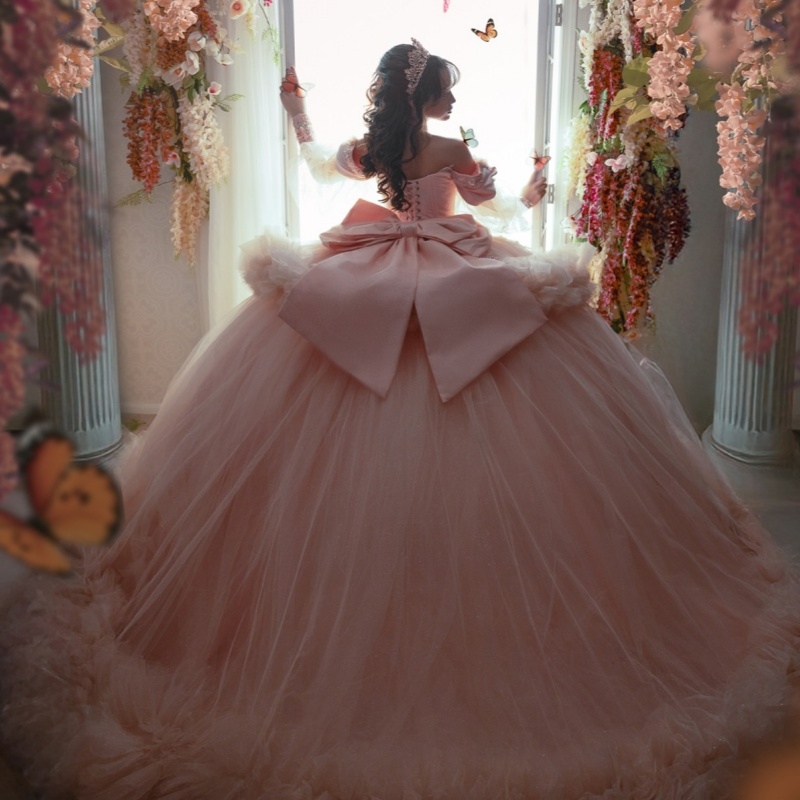 Pink Shiny Princess Quinceanera Dresses Off Shoulder Appliqued Beading Crystal Tiered Tull Sweet 16 Dress Ball Gown Vestidos 15 De Anos