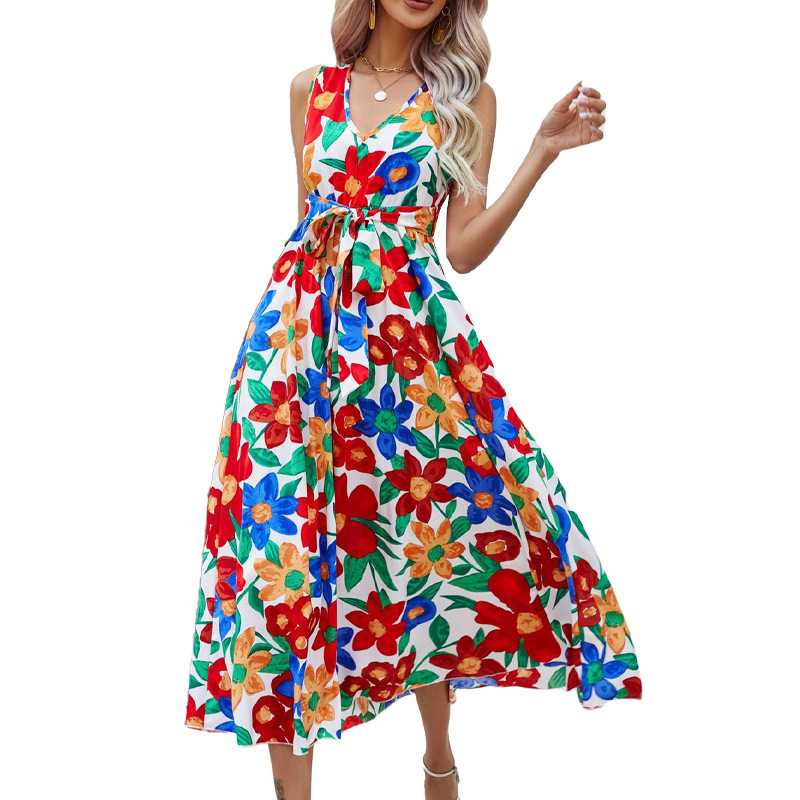 2025 Summer New Vacation V-neck Waist with Large Flower Beach Dress