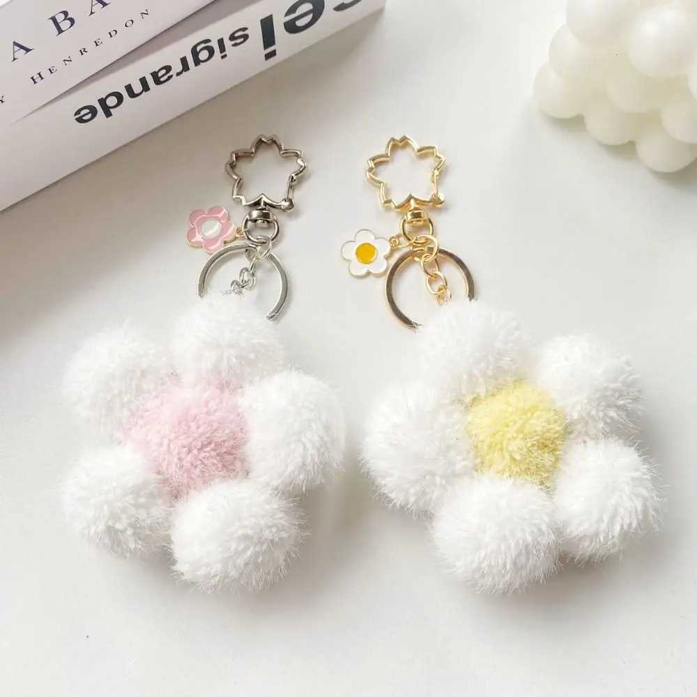 Key Ring Ornaments Plush Key Buckle Plushball Bag Pendant Cartoon Plush Pendant Stuff Plush Toy Flower Keychain Backpack Charms C251104