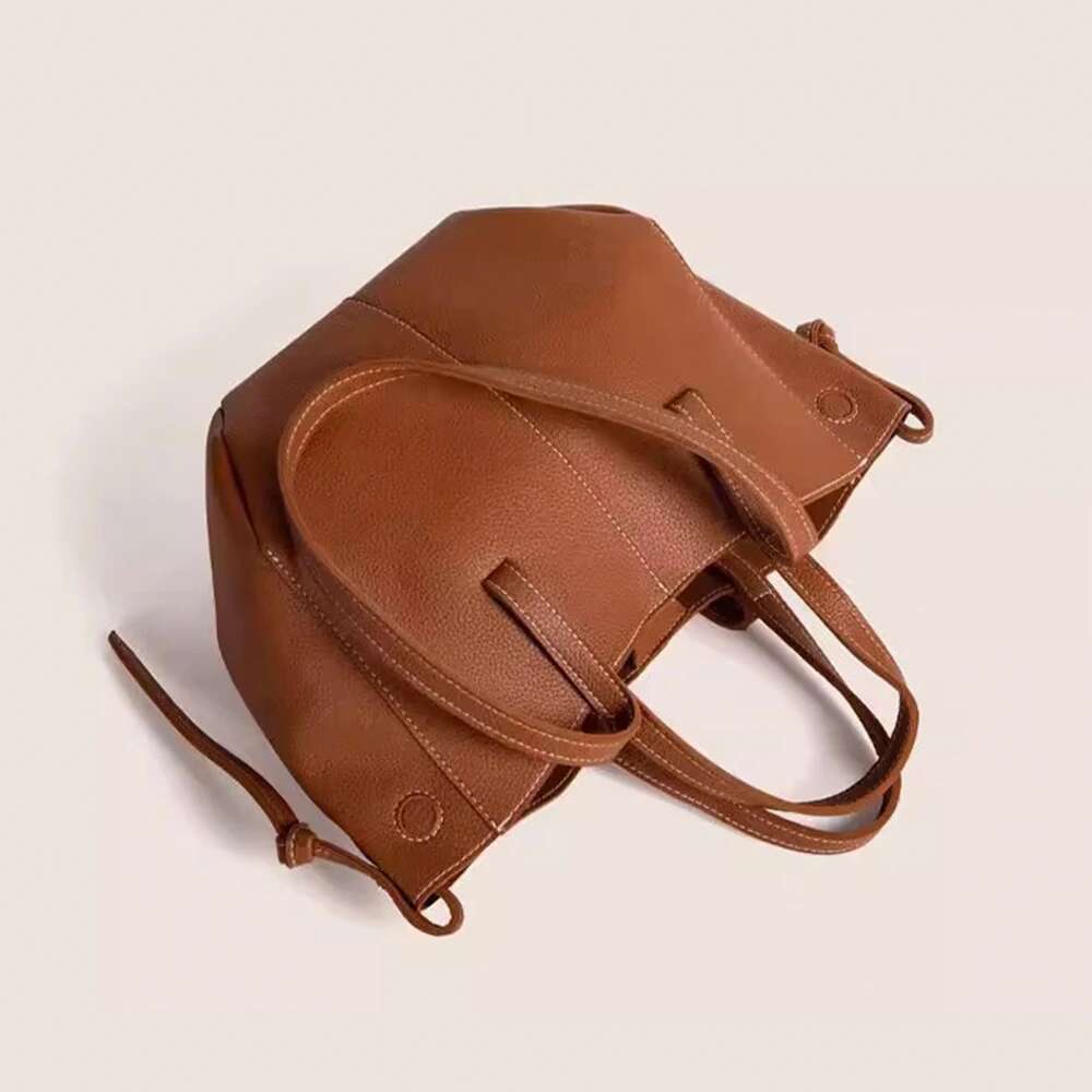 Soft Leather Niche Wing Tote Premium Sense Large Capacity Handbag Commuting Women's Bag