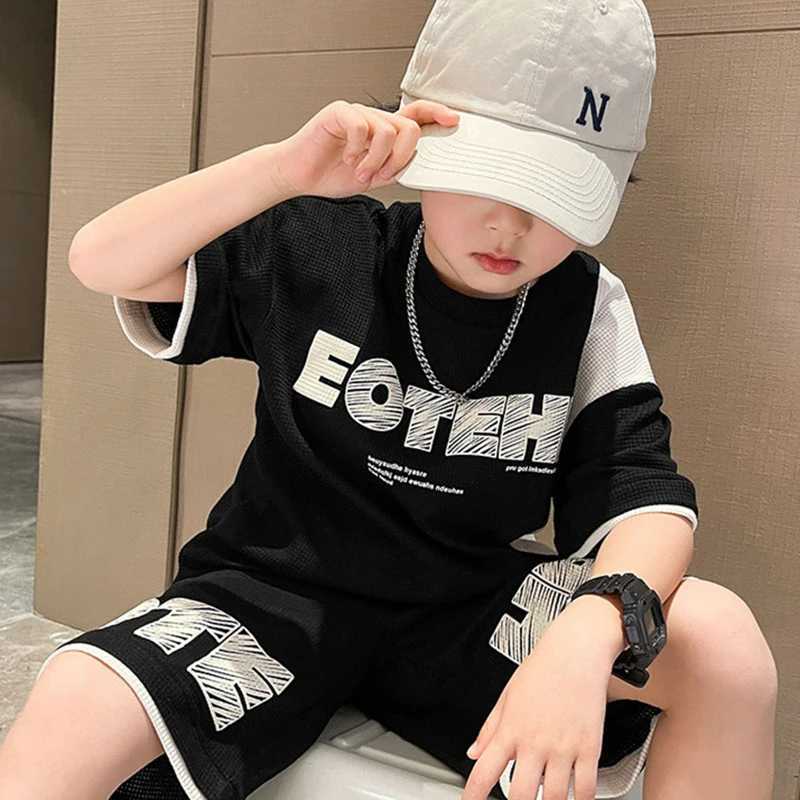 New Summer Teenagers Boys ClothSets Child Fashion Letter Top and Shorts 2PCS Kids Tracksuit 4 5 6 7 8 9 10 12 13 14 Years J250403