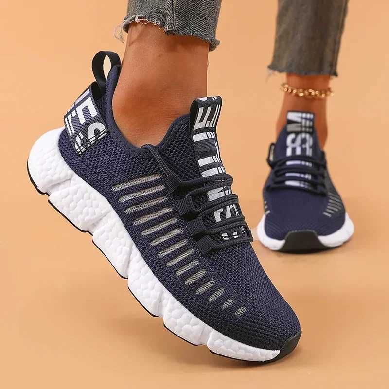 Womens fashionable and comfortable mesh shoes casual walking cycling running sports shoes breathable and lightweight outdoor shoes Z250403