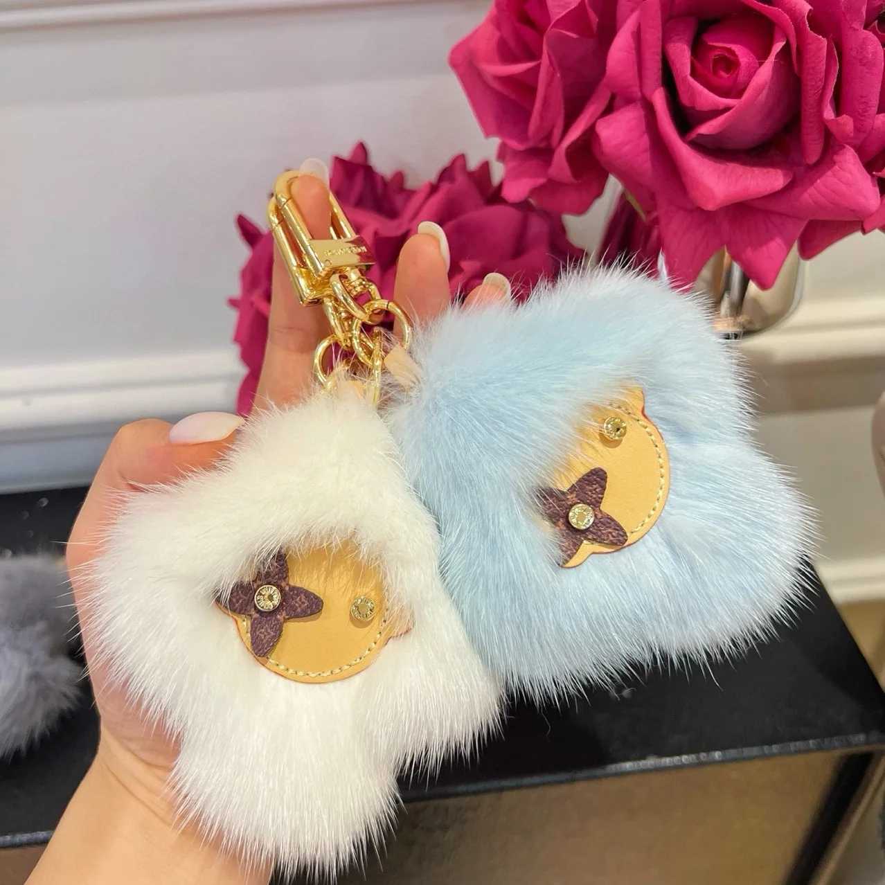 2025 new handmade cartoon plush keychain three-dimensional exquisite cute bag pendant couple model C251104