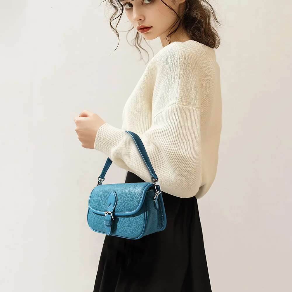 Genuine Leather Shoulder 2025 New Design Top Layer Cowhide Simple Commuting Women's Crossbody Fashion Hand Square Bag