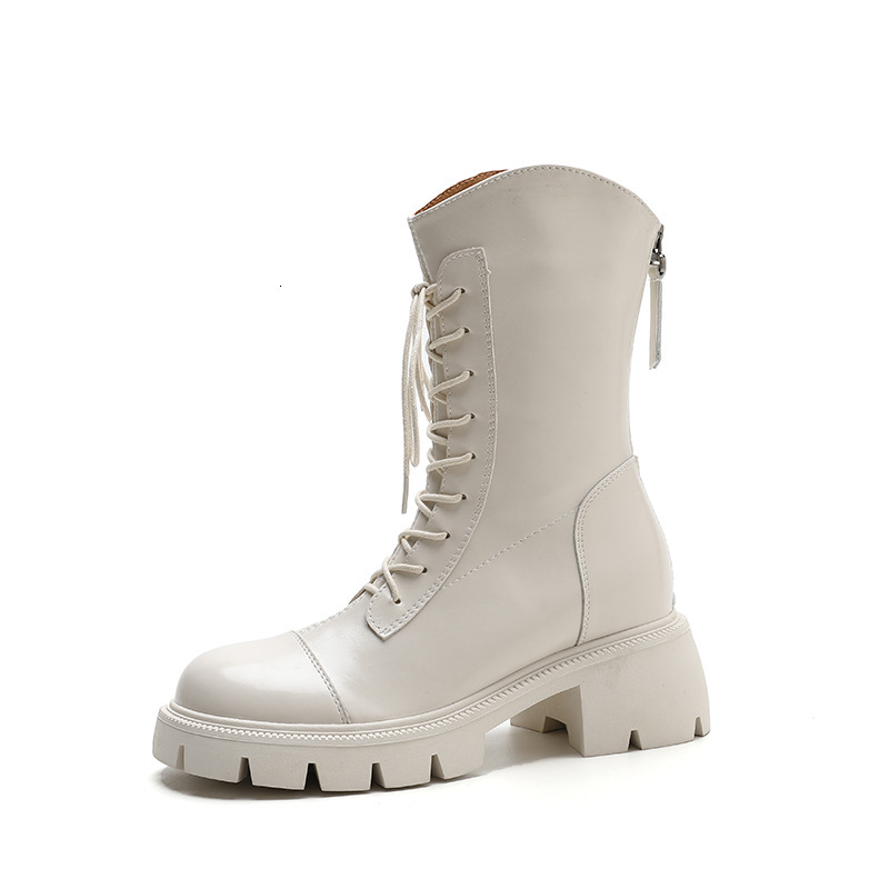 2025 Summer New Women's Thick Bottom Shorts Paired with British Designer Fashion Knight Boots