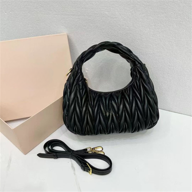 Fashion pleated cloud patterned luxury handbag armpit crescent bag winter new designer bag wheat ear logistics women's shoulder crossbody bag