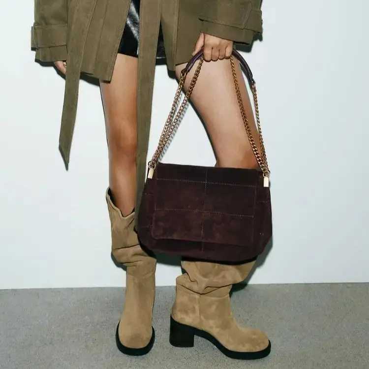 Womens Suede Shoulder Bag with Chains Vintage Quilted Sling Bag New Fashion Luxury Design Handbags for Ladies X251104