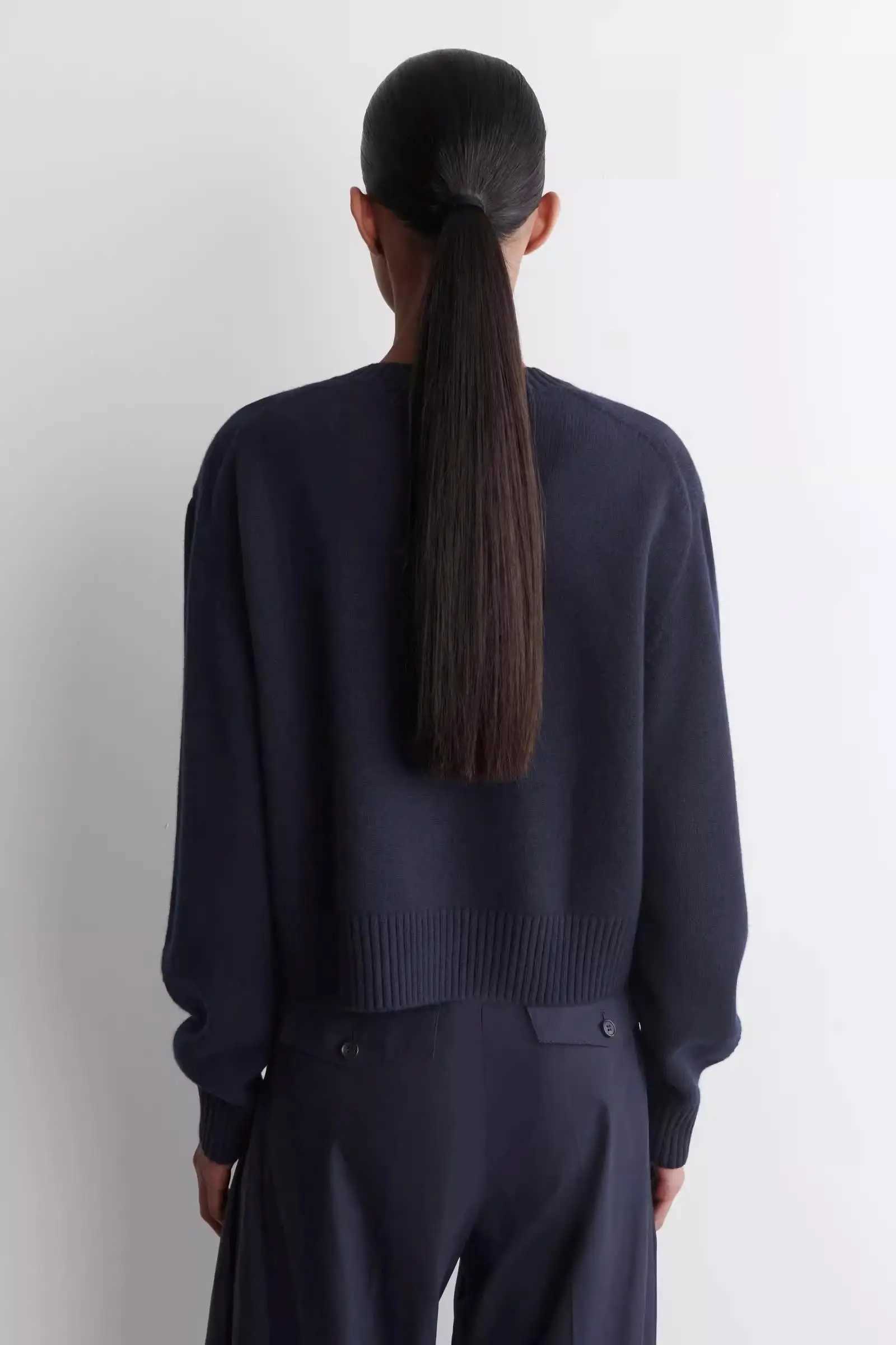 Ethereal MD 2025 cos autumn new style of Ladies casual and fashionable standard style blended navy blue knitted cardigan J251103