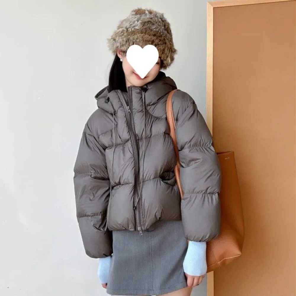 Down Jacket Fluffy New Autumn Winter Puff Hooded White Duck Down Coat Women Thick Lightweight Warm Puffer Jacket Short Parkas J251104