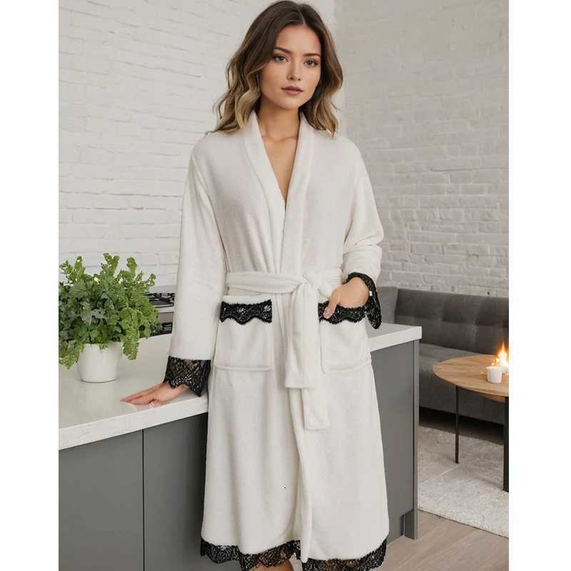 2025 Autumn Winter New Flannel Nightwear Loose Kimono Robe Casual Homewear Women Warm Robes Long Sleepwear Loose Loungewear C251104