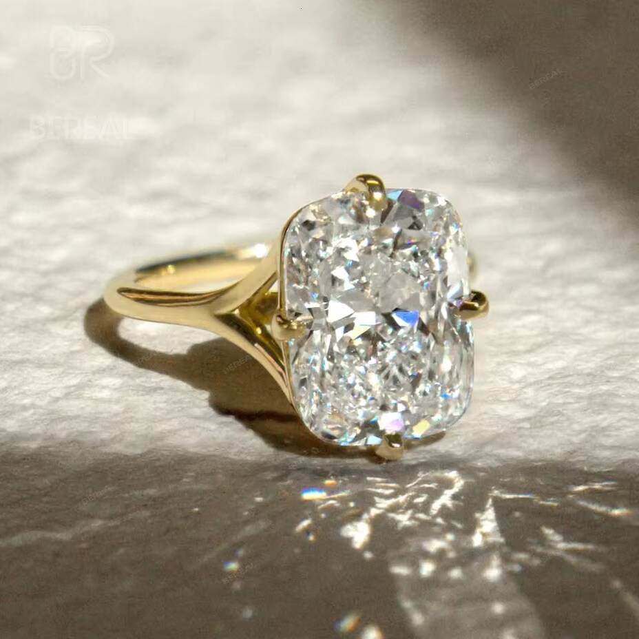 Custom Vvs Lab Grown Diamond Engagement Ring Hot Selling Yellow Gold 925 Silver Engagement Ring Fine Women Jewelry