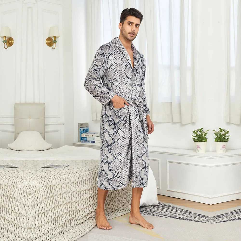 Autumn Winter Flannel Mens Long Robe Print Sleepwear Thicken Warm Kimono Bathrobe Gown Nightwear Loose Coral Fleece Home Wear C251104