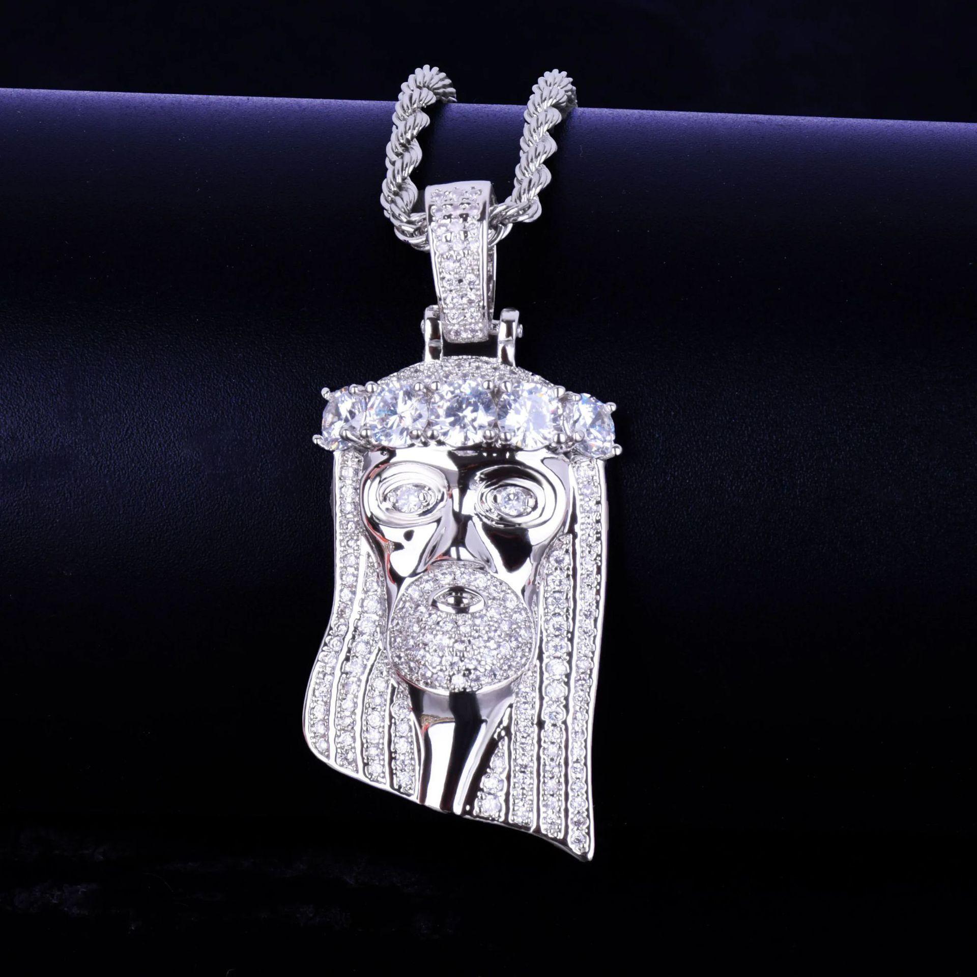 HipHop Small Jesus Pendant Necklace Mens S925 silver Inlaid Moissanite HipHop Trendy Jewelry