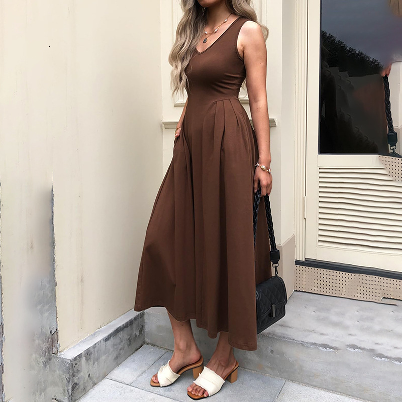 New 2025 Spring/Summer Elegant Waist Pocket pleated Tank Top Solid Color Long Dress