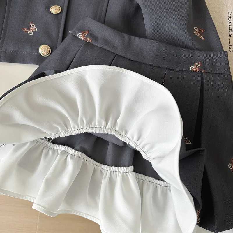 2025Girls Spring and Autumn New Style Long Sleeve Western Style Lace Plaid Princess Dress C251104