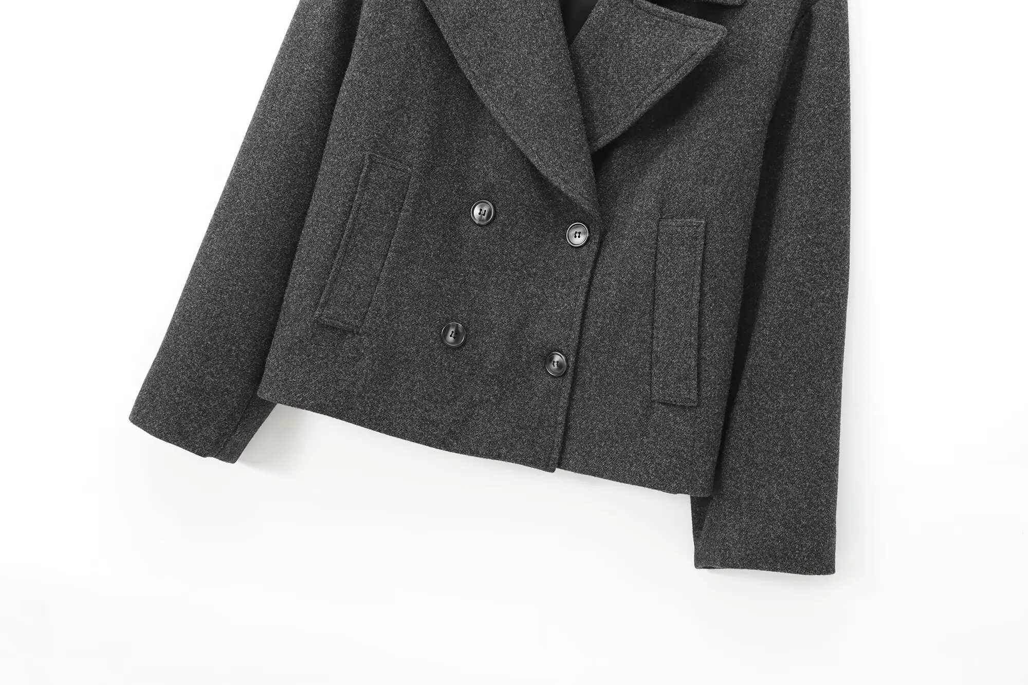 2025 WOMAN Summer New Fashion Doublebreasted short coat Vintage Long Sleeve Pockets Casual Female Outerwear Chic Overshirt J251103