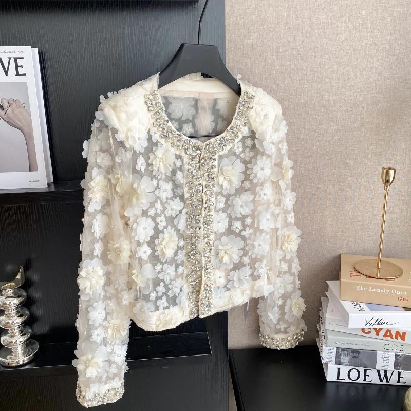 2026 autumn and winter fashion heavy industry women's pearl diamond jacket round neck long sleeved cardigan 3D flower design