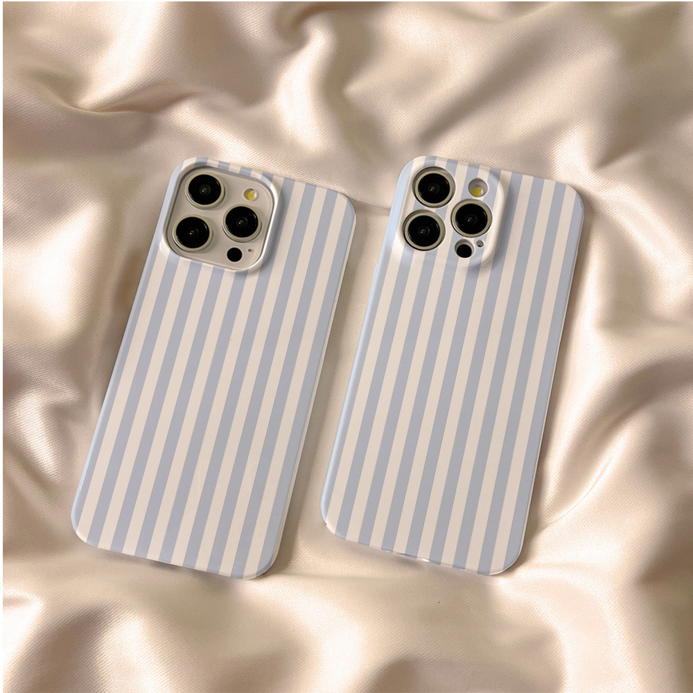 New Fashion Film Precision Hole Full Coverage Phone Case Large Hole Full Coverage Fashion Phone Case Suitable for Apple Phone Cases