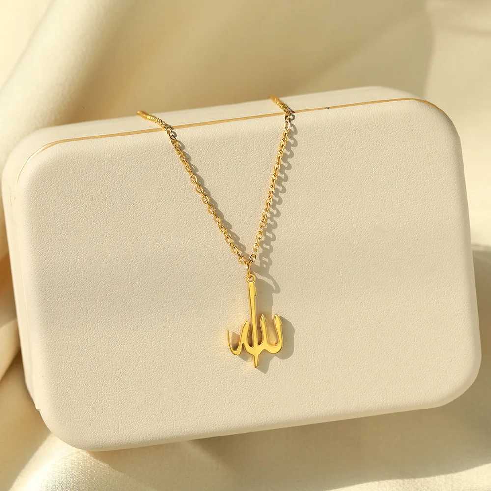 Personalized Letter Love God Patience in Arabic Necklaces Women Islamic Jewelry Stainless Steel Allah Pendant Collier Femme BffXJ251104