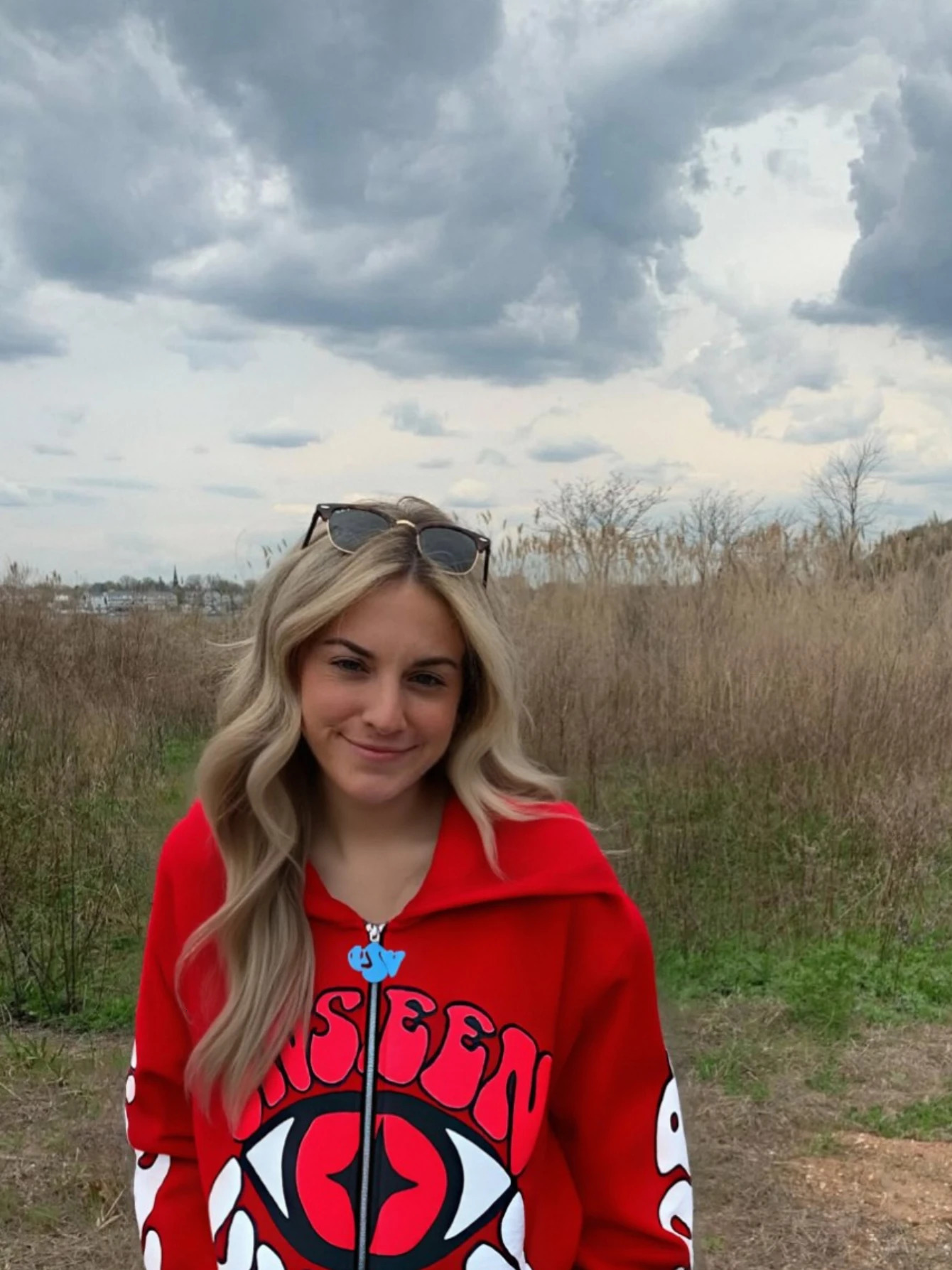 UNSEEN VISION Y2K Red Fall Jacket for Men Eye Pattern Zip Up Hoodie AutumnWinter Fashion Halloween Jacket Unisex 251028