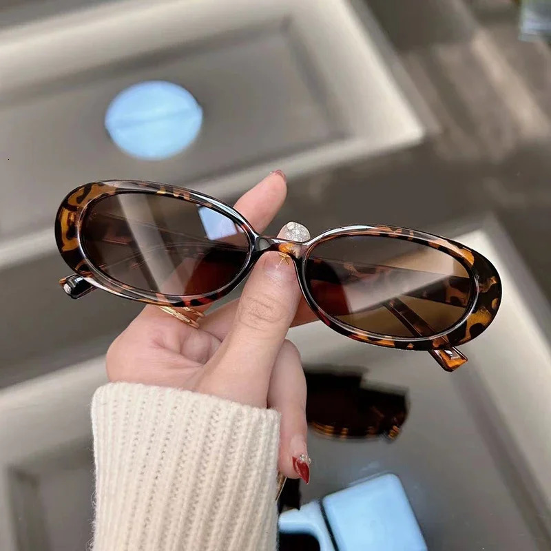 Vintage Oval Sunglasses Women Fashion Sun Glasses Female Retro Leopard Small Frame Mirror Oculos De Sol 251103