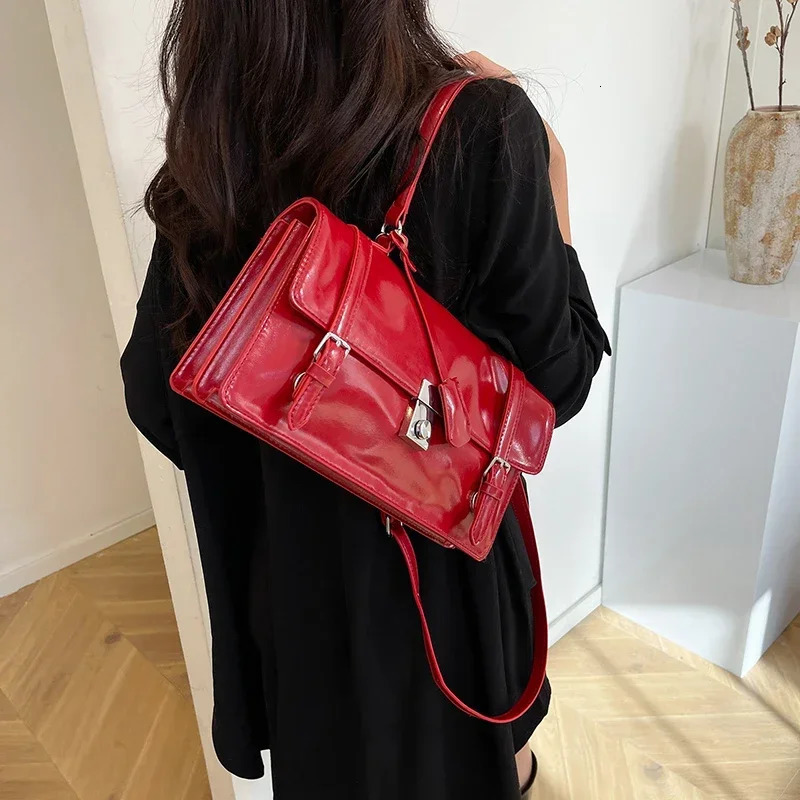 LEFTSIDE Small PU Leather Square Bag Womens Short Handle Shoulder Bag Y2K Handbag and Wallet 250402