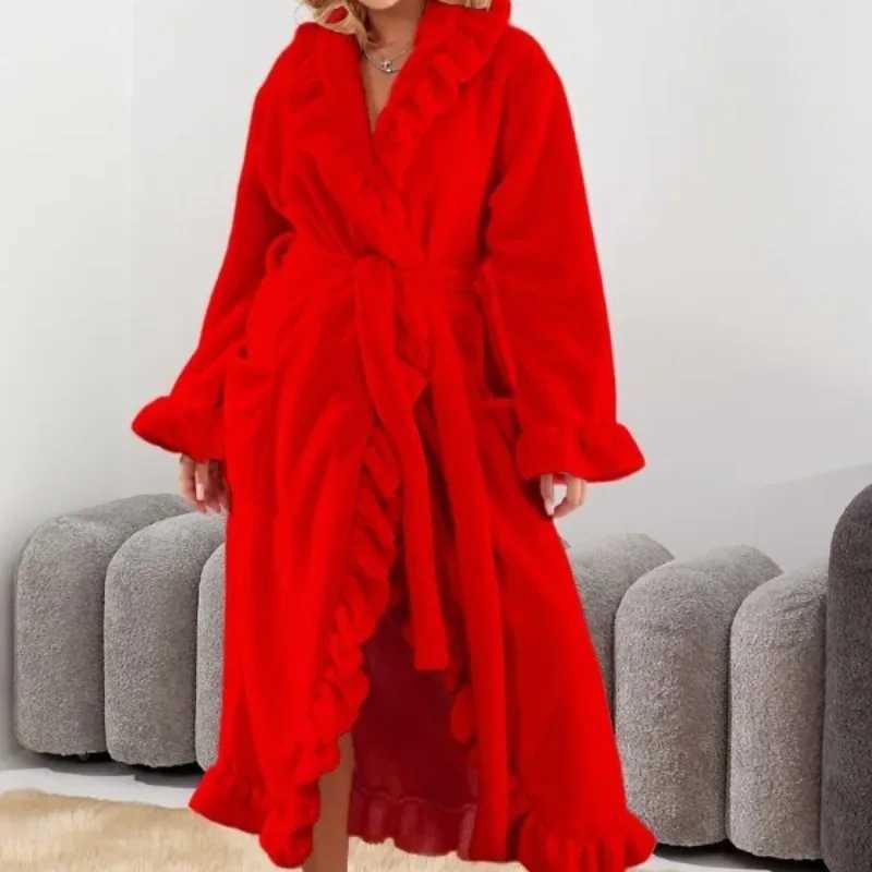 Womens Long Warm Robe Home Wear 2025 Autumn and Winter Coral Velvet Thickened Bathrobe Casual Soft Solid Lace Up Loungewear C251104