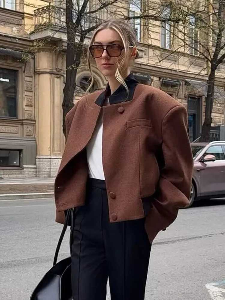 HH Womens Autumn Chic Fashion Elegant Shoulder Pad Spliced Short Jacket Female Simple Elegant Stand Collar Long Sleeve Jacket J251103