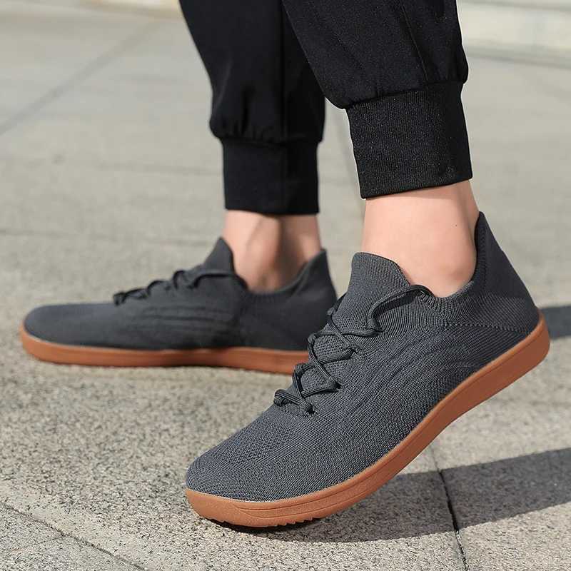 Mesh mens barefoot shoes breathable zero drop sole Casal sports shoes mens wide casual shoes Plus size 39-47 Z250403