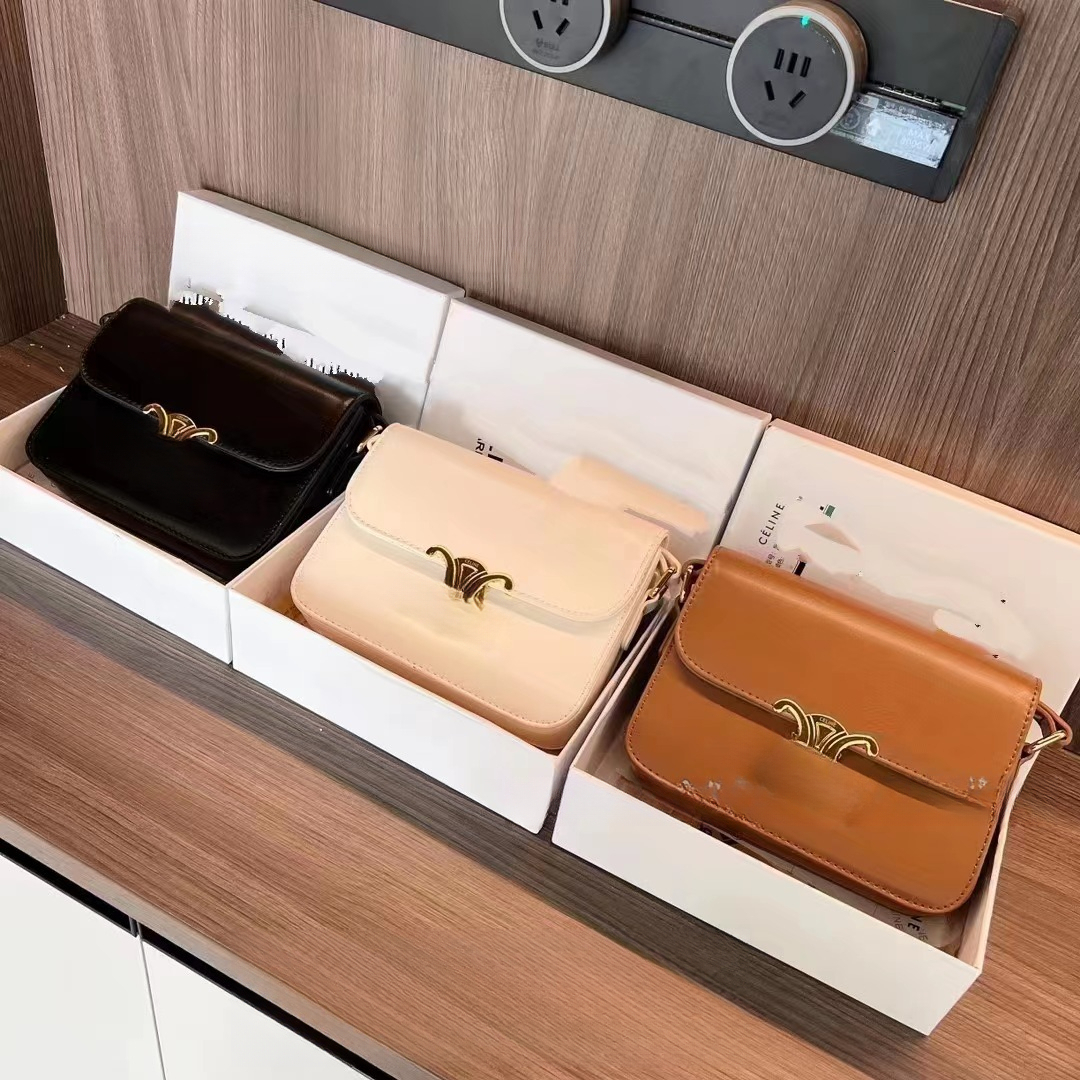 Luxury Designer Bag, Female Baguette, Armpit Bag, New Tofu Bag, Crossbody, Single Shoulder, Hand-held Small Square Bag