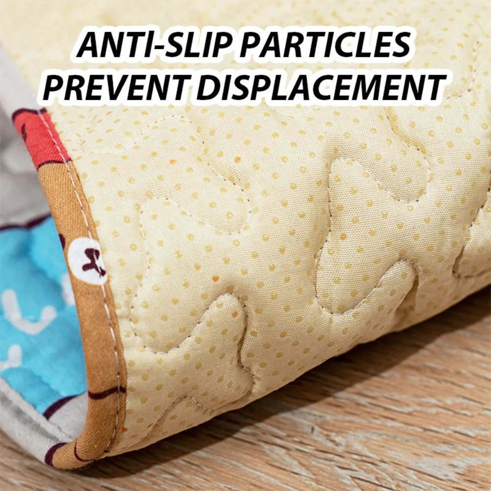 Portable Cooling Mats for Pets Sleeping Ice Pad for Small Medium and Large Dogs Breathable Dog Sleeping Bed Pet Accessories 250402