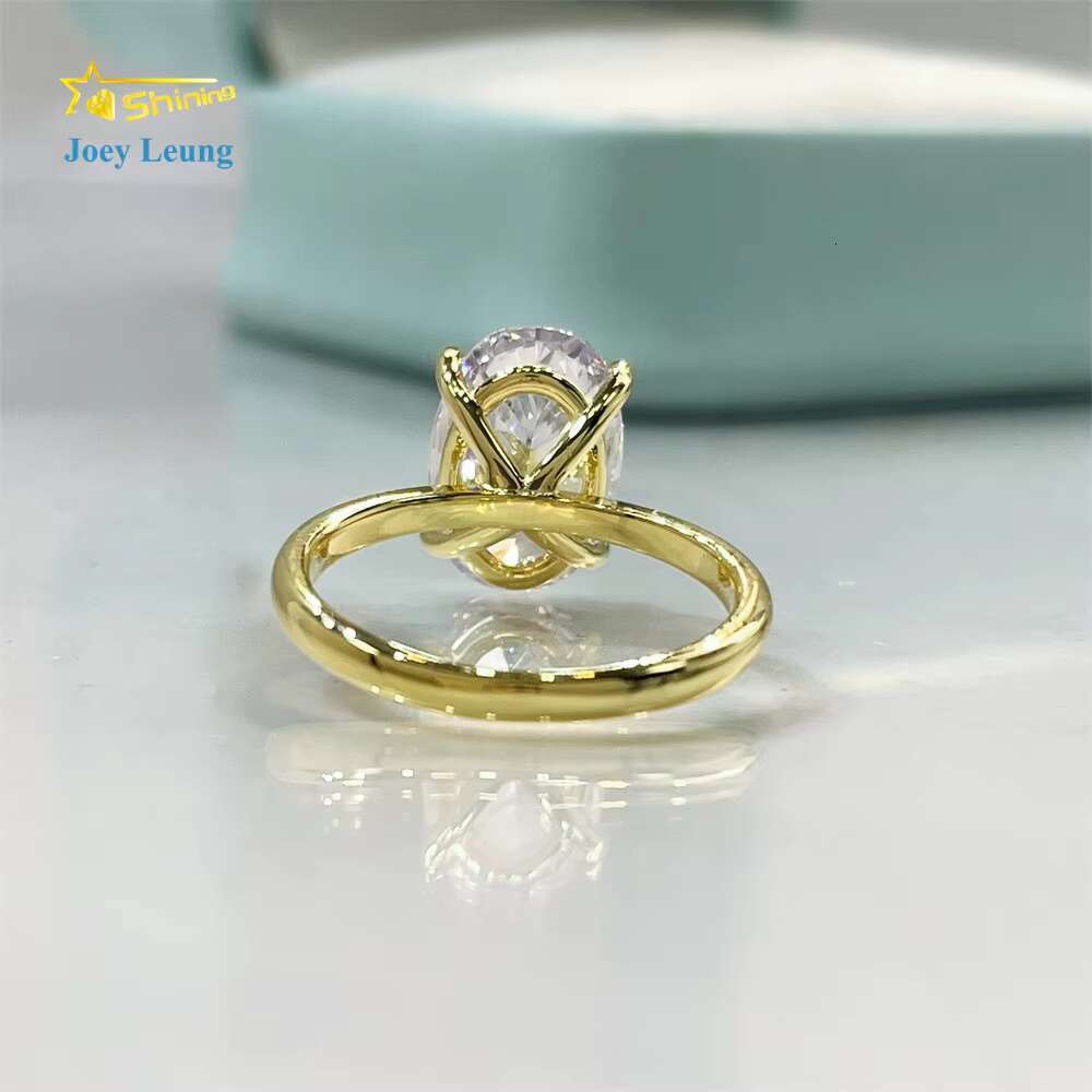 Gorgeous 925 Silver Gold Plated Women Jewelry Iced Out Classic Solitair Big Oval Cut Engagement Ring for Women
