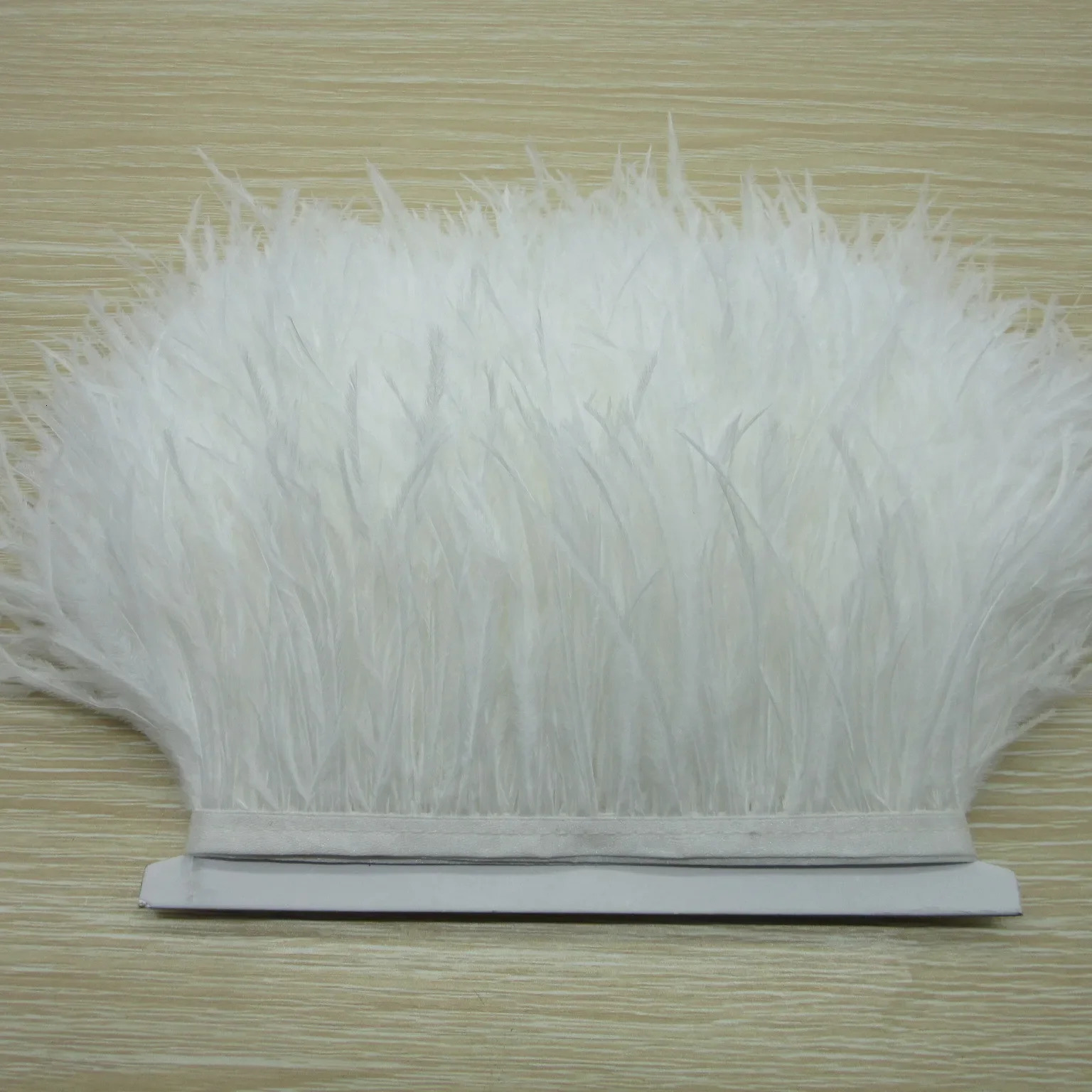 Wholesale 10Yards Natural Ostrich Feather Ribbon Length 810cm Feather Trim Fringe DIY Costumes Sewing Clothing Accessories 251103