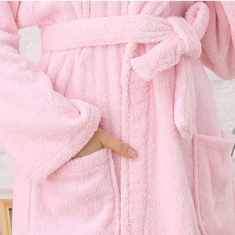 Winter Men Robes Flannel Long Robe Towel Fleece Bathrobe Thick Sleepwear Nightwear Warm Night Gowns Kimono Robe Bridesmaid robes C251104