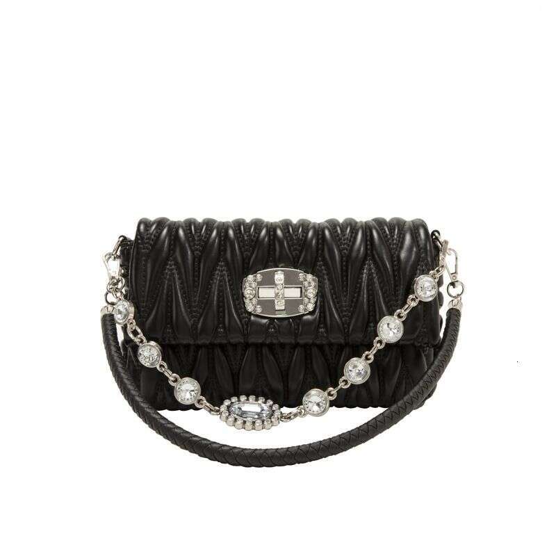 Fashionable And Ver… - image