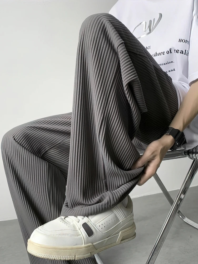 Summer straight silk casual pants mens high waisted pleated pants thin sports wide leg sports pants mens bag 250402