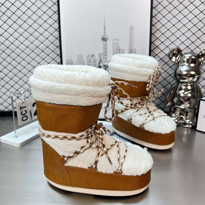 2025 Lightweight Winter New Warm Furry Space Ski Non-Slip Thick Sole Height Increasing Moon Snow Boots For Women