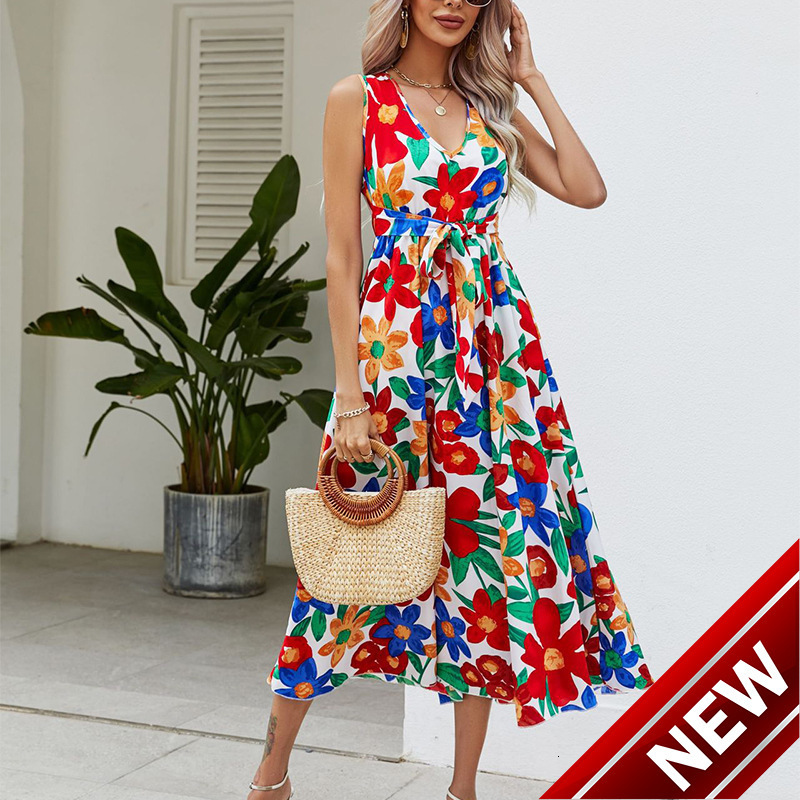 2025 Summer New Vacation V-neck Waist with Large Flower Beach Dress