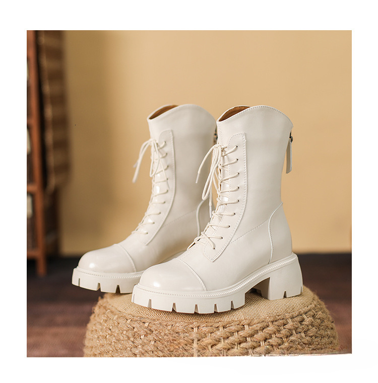 2025 Summer New Women's Thick Bottom Shorts Paired with British Designer Fashion Knight Boots