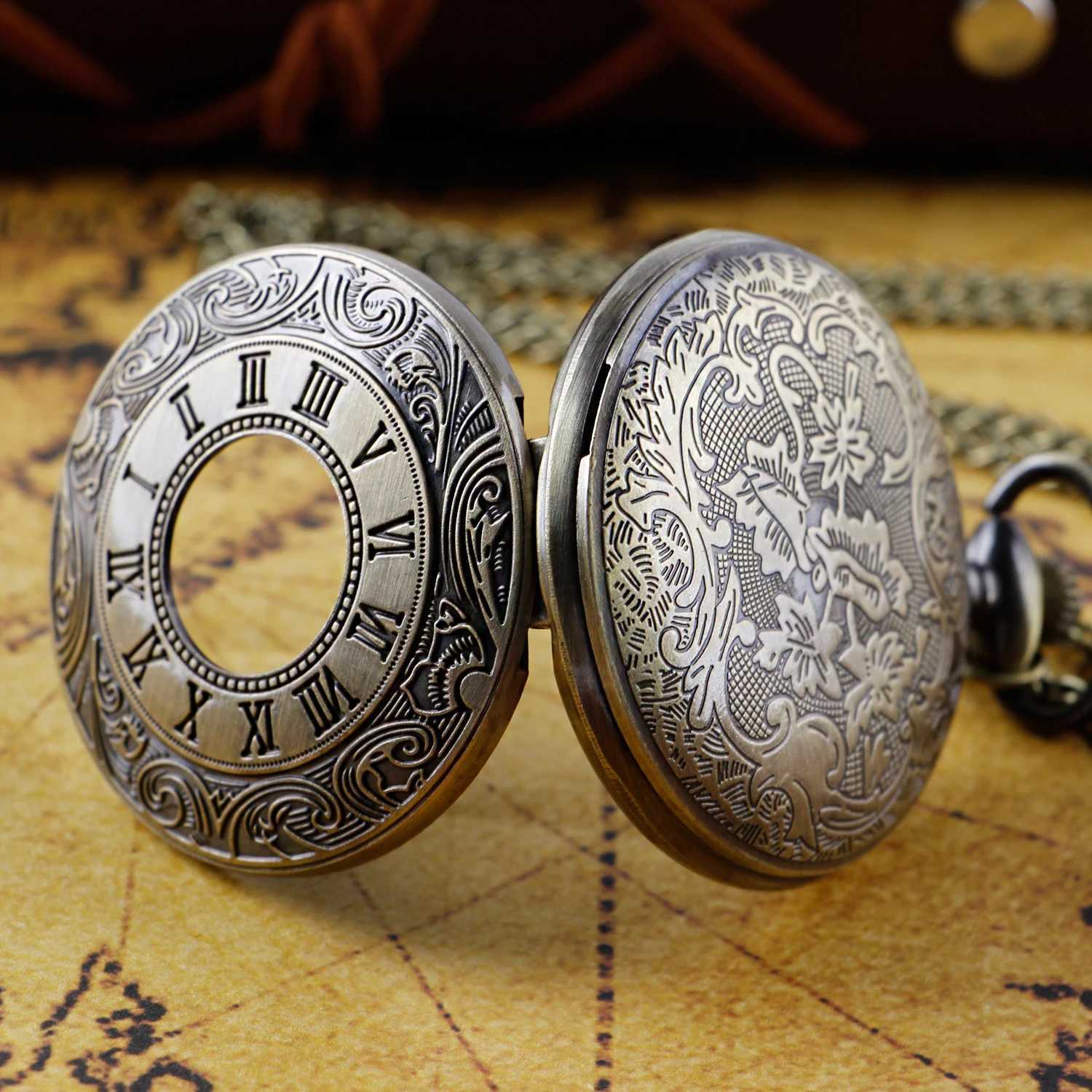 Special Antique Design Blue Dial Quartz Pocket Vintage Necklace Pendant Clock Mens and Wens Best Holiday GiftW251104