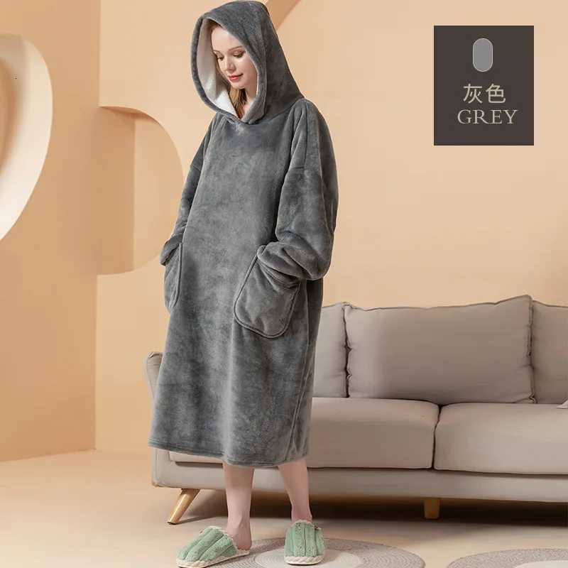 MenWomen Robe Winter New Flannel Nightwear Kimono Bathrobe Gown Hooded Sleepwear Home Dressing Gown Coral Fleece Lingerie C251104