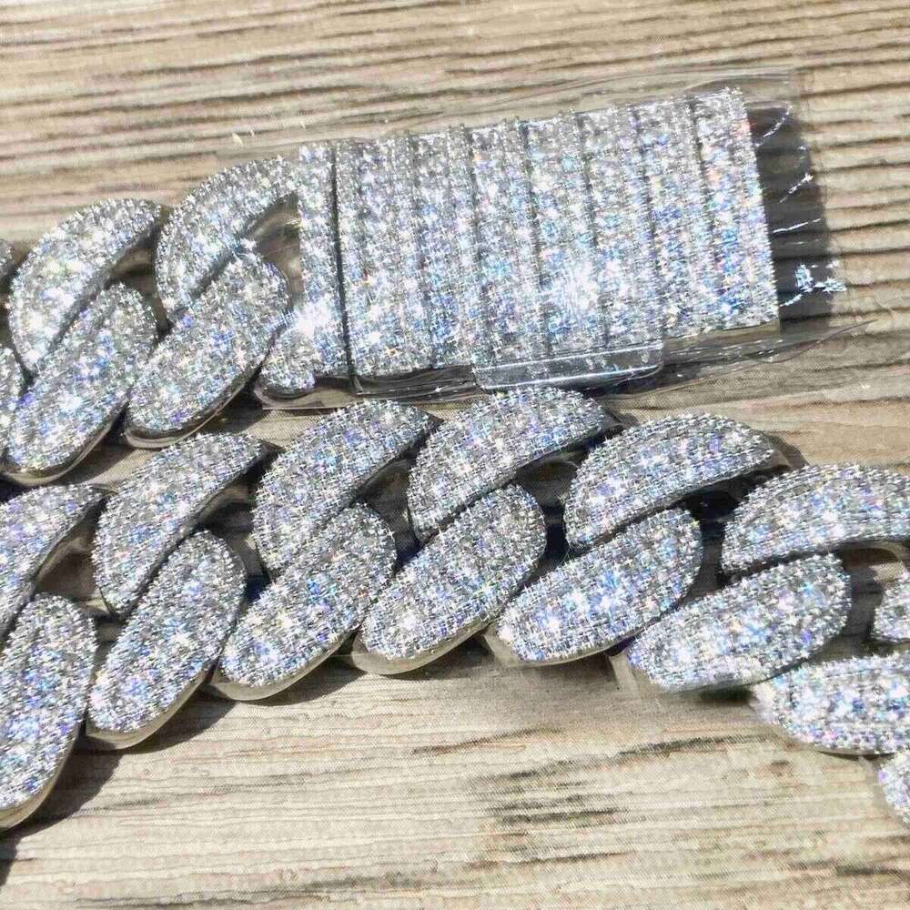 Durable Moissanite Cubic Zirconium Cuban Link Chain Necklace for Modern Men