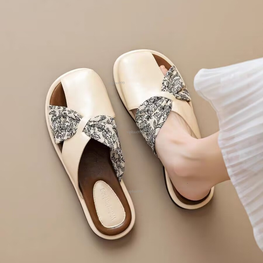 New Designer Sandals With Free Shipping Large Size Flat Bottomed Half Slip Slippers Women Wearing Out Baotou New Chinese Style Printed Casual Sandals 